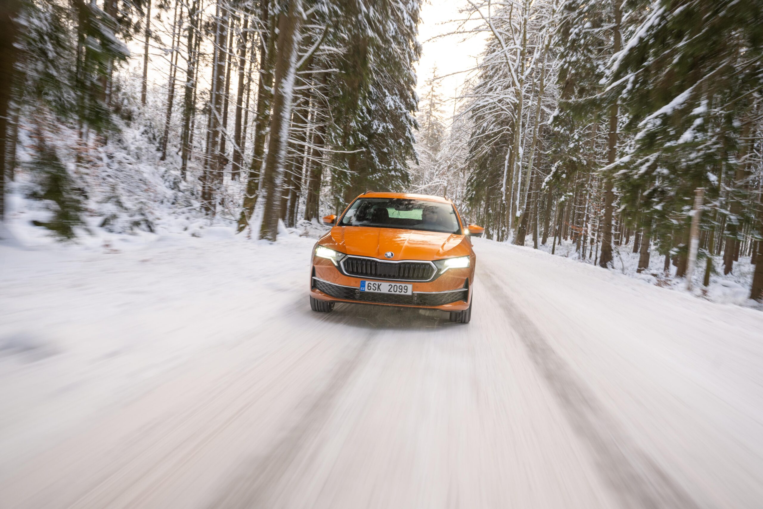 In winter, heat up your car, but don’t overdo it - Škoda Storyboard
